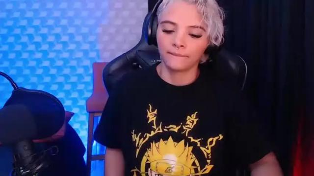 Image 3 of isabellamoutt Stream on Chaturbate on 13 months ago