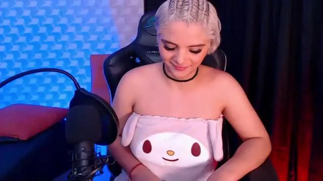Image 3 of isabellamoutt Stream on Chaturbate on 13 months ago