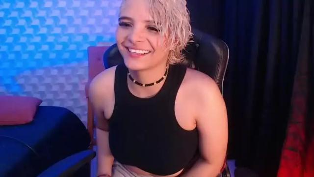 Image 4 of isabellamoutt Stream on Chaturbate on 13 months ago