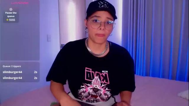 Image 3 of isabellamoutt Stream on Chaturbate on 3 months ago