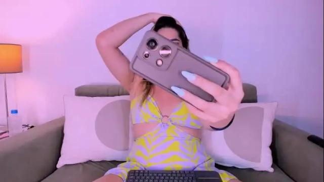 Image 2 of isabellas_smith Stream on Chaturbate on 12 days ago
