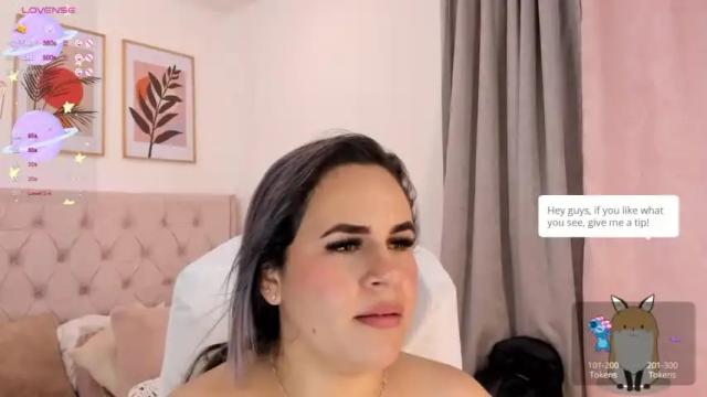 Image 10 of isabellasc Stream on Chaturbate on 16 months ago