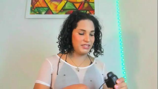 Image 2 of isabellat111383 Stream on Chaturbate on 3 months ago