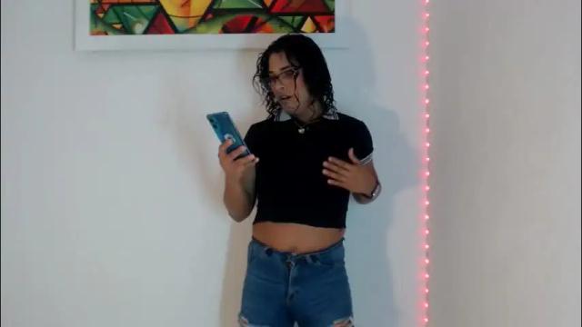 Image 6 of isabellat111383 Stream on Chaturbate on 3 months ago