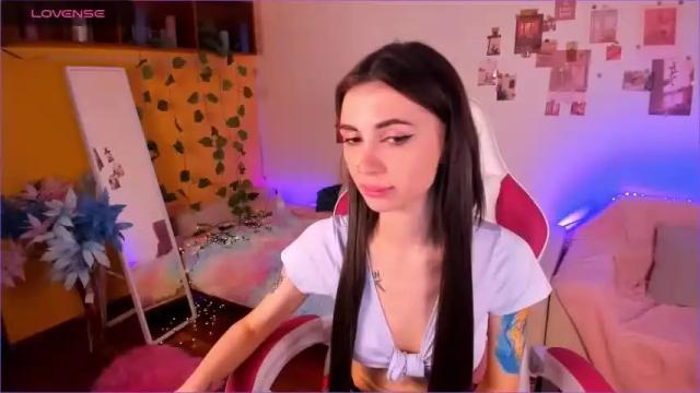 Image 10 of isabelle_hadid Stream on Chaturbate on 18 months ago