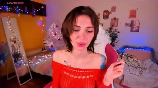 Image 12 of isabelle_hadid Stream on Chaturbate on 16 months ago