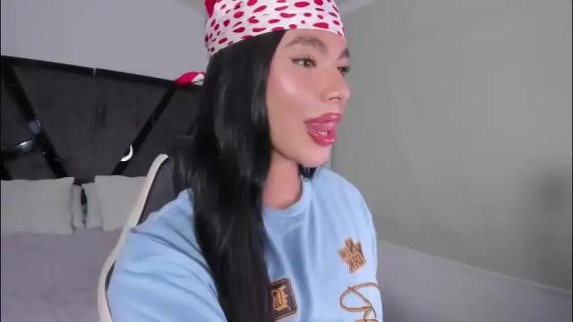 Image 3 of isabellefoxx Stream on Chaturbate on 2 months ago