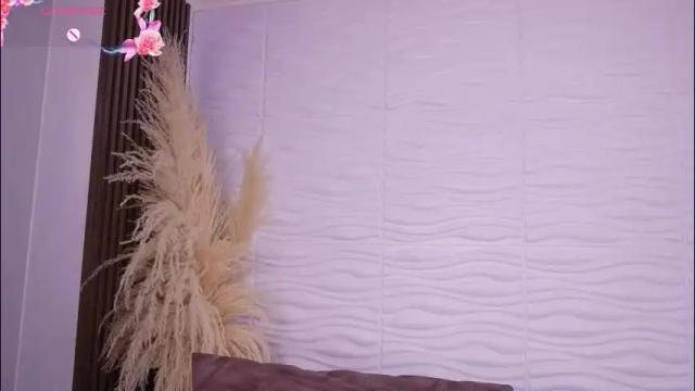 Image 12 of isabellefoxx Stream on Chaturbate on 29 days ago