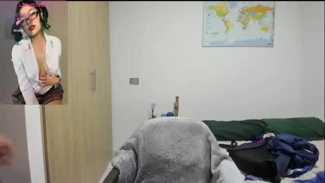 Image 2 of isabelprietoo Stream on Chaturbate on 1 month ago