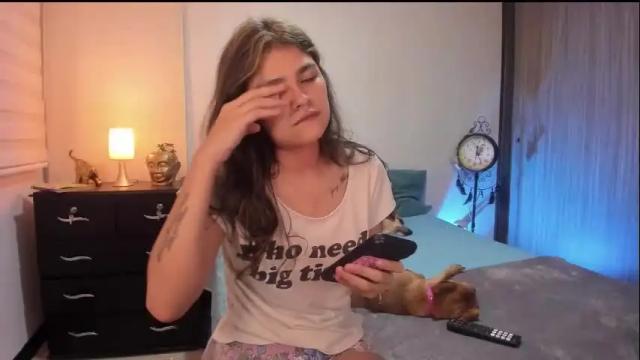 Image 7 of isabelprietoo Stream on Chaturbate on 13 days ago