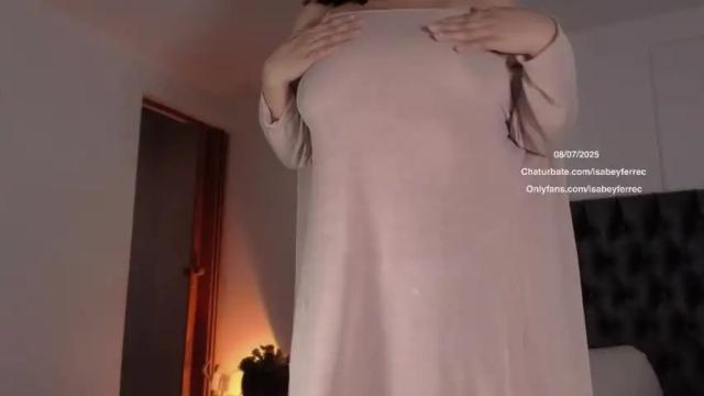 Image 10 of isabeyferrec Stream on Chaturbate on 13 days ago
