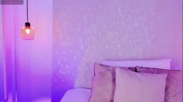 Image 3 of isamonroee Stream on Chaturbate on 3 months ago