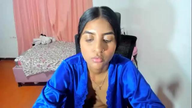 Image 3 of ishanyfalak Stream on Chaturbate on 6 months ago