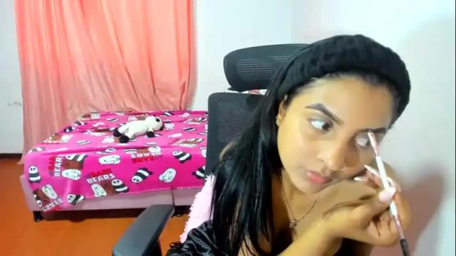 Image 3 of ishanyfalak Stream on Chaturbate on 4 months ago