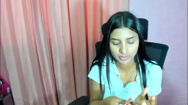 Image 2 of ishanyfalak Stream on Chaturbate on 2 months ago