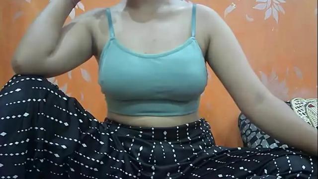 Image 11 of ishika_singh_ Stream on Chaturbate on 24 days ago