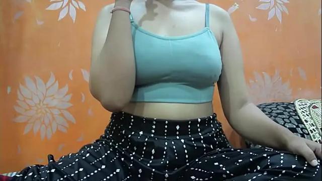 Image 12 of ishika_singh_ Stream on Chaturbate on 24 days ago