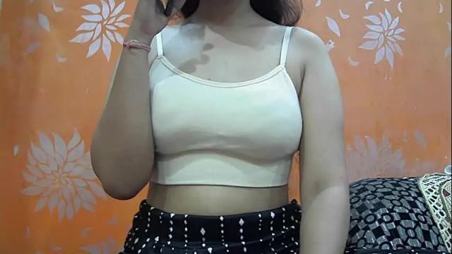 Image 8 of ishika_singh_ Stream on Chaturbate on 22 days ago