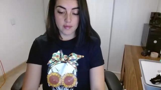 Image 3 of isis_loveyes_ Stream on Chaturbate on 13 months ago