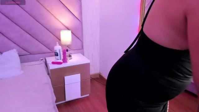 Image 2 of isisdangelo Stream on Chaturbate on 14 months ago