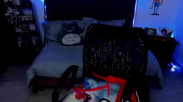 Image 2 of isishell_ Stream on Chaturbate on 17 months ago