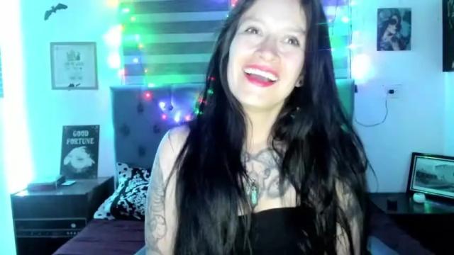 Image 4 of isishell_ Stream on Chaturbate on 17 months ago