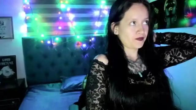 Image 2 of isishell_ Stream on Chaturbate on 17 months ago