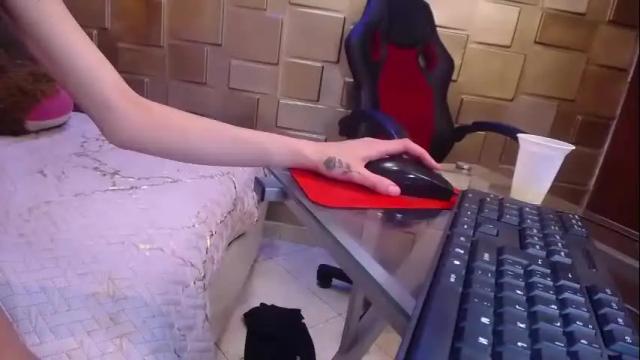 Image 3 of isla_jhons Stream on Chaturbate on 1 month ago