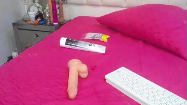 Image 7 of isla_jhons Stream on Chaturbate on 1 month ago