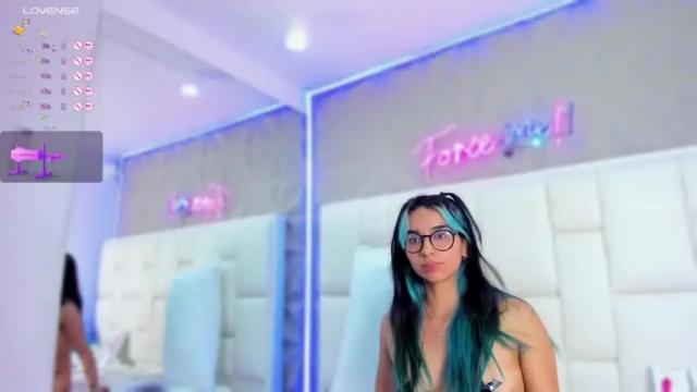 Image 2 of islangyon Stream on Chaturbate on 16 months ago
