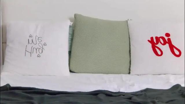 Image 12 of isoldebliss Stream on Chaturbate on 18 days ago