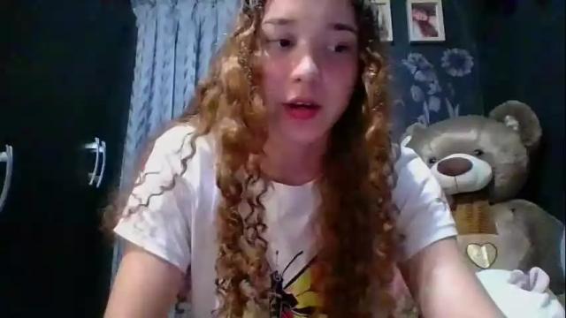Image 3 of issa30213 Stream on Chaturbate on 1 month ago