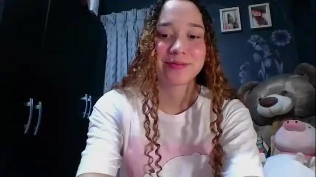 Image 4 of issa30213 Stream on Chaturbate on 9 days ago