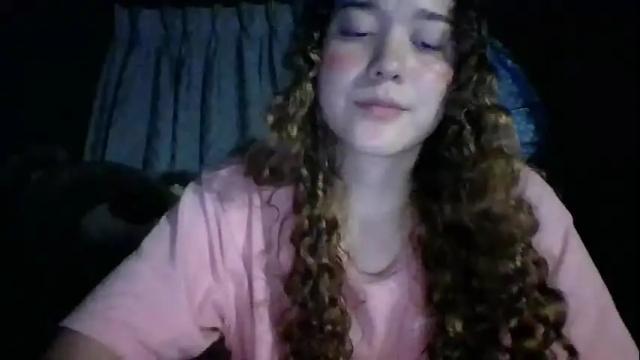 Image 4 of issa30213 Stream on Chaturbate on 11 days ago