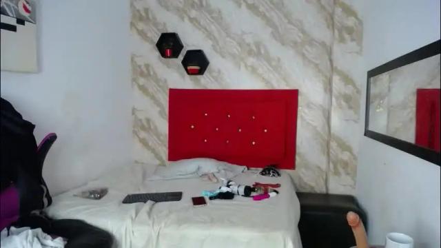 Image 4 of issa__love Stream on Chaturbate on 1 month ago