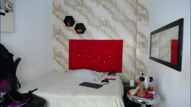 Image 8 of issa__love Stream on Chaturbate on 1 month ago