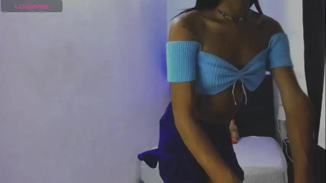 Image 4 of issa_kitty Stream on Chaturbate on 17 days ago