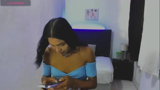 Image 10 of issa_kitty Stream on Chaturbate on 9 days ago