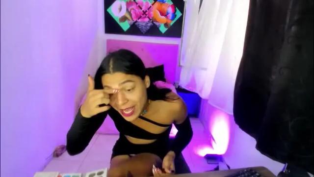 Image 11 of issa_kitty Stream on Chaturbate on 1 month ago