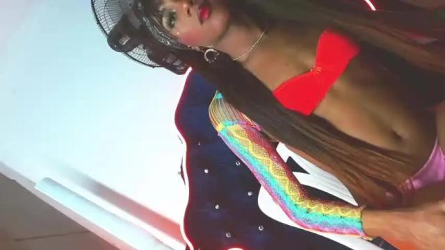 Image 6 of issabbella_ Stream on Chaturbate on 13 months ago