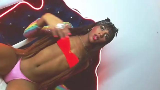 Image 8 of issabbella_ Stream on Chaturbate on 13 months ago