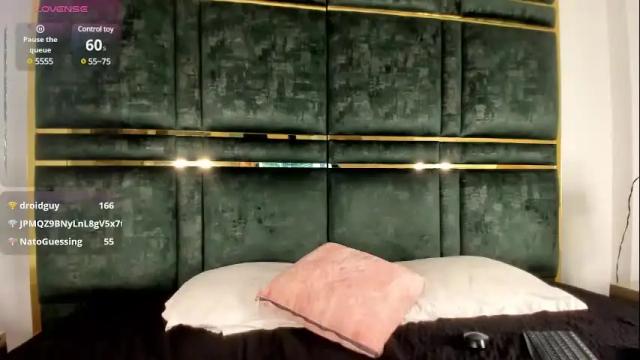 Image 12 of issabellagrey_ Stream on Chaturbate on 1 month ago