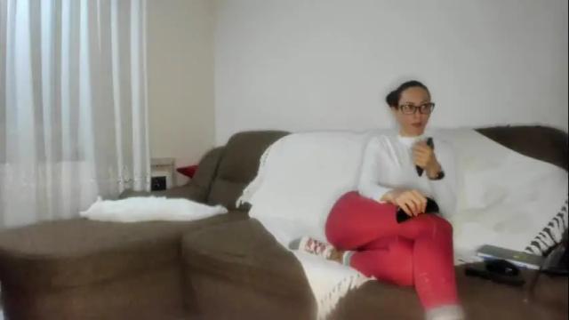 Image 7 of issabelle_69 Stream on Chaturbate on 10 days ago
