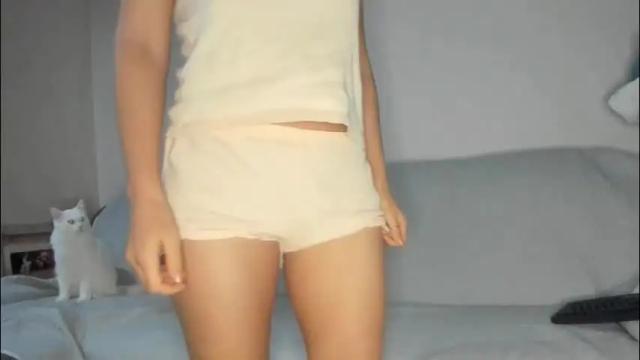 Image 2 of issabelle_69 Stream on Chaturbate on 1 month ago