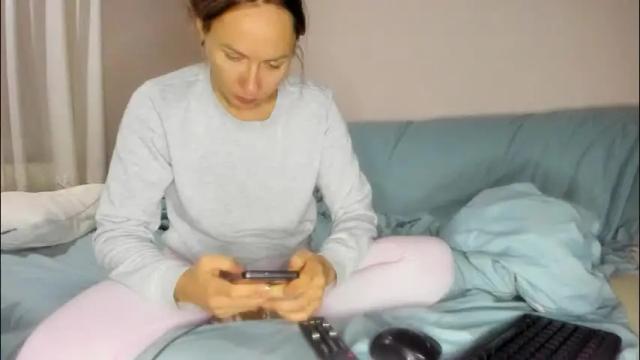 Thumbnail 3, issabelle_69's Stream at Chaturbate, 1 month ago