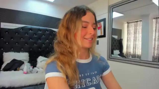 Image 6 of issadorajames Stream on Chaturbate on 19 months ago