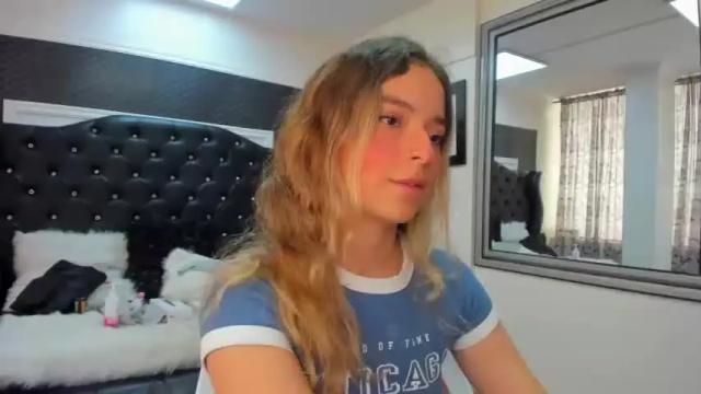 Image 7 of issadorajames Stream on Chaturbate on 19 months ago