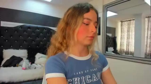 Image 8 of issadorajames Stream on Chaturbate on 19 months ago