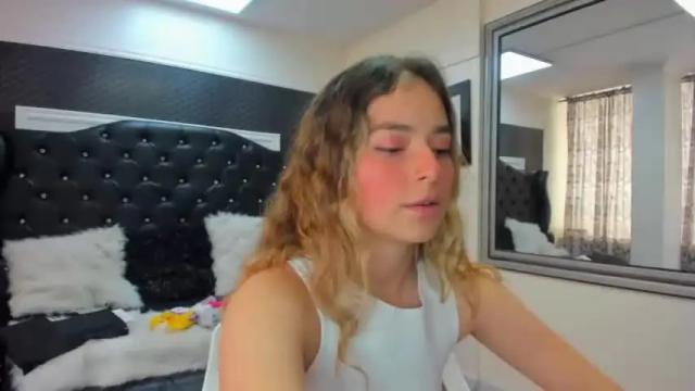 Image 6 of issadorajames Stream on Chaturbate on 19 months ago