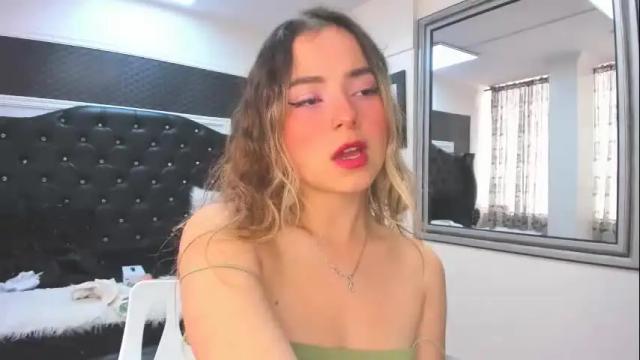 Image 3 of issadorajames Stream on Chaturbate on 18 months ago